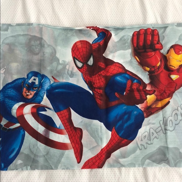 Marvel Bedding Avengers Full Size Comforter Set Poshmark